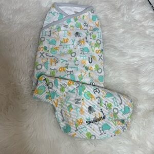 Swaddle Me Neutral Alphabet Swaddle wrap